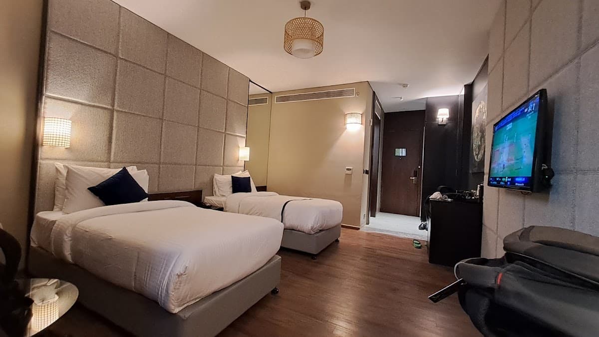 Essentia Luxury Hotel Indore photo 2