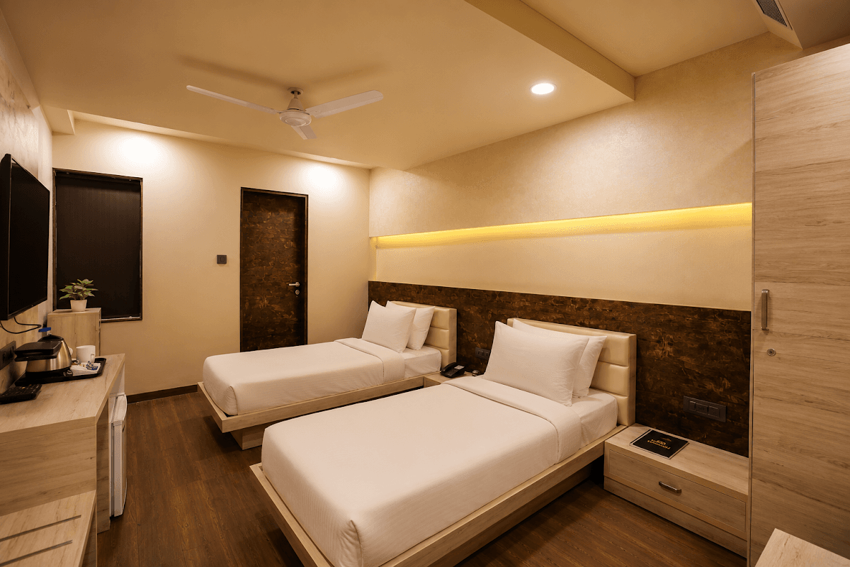 Hotel Sonash By Golden Treat photo 2